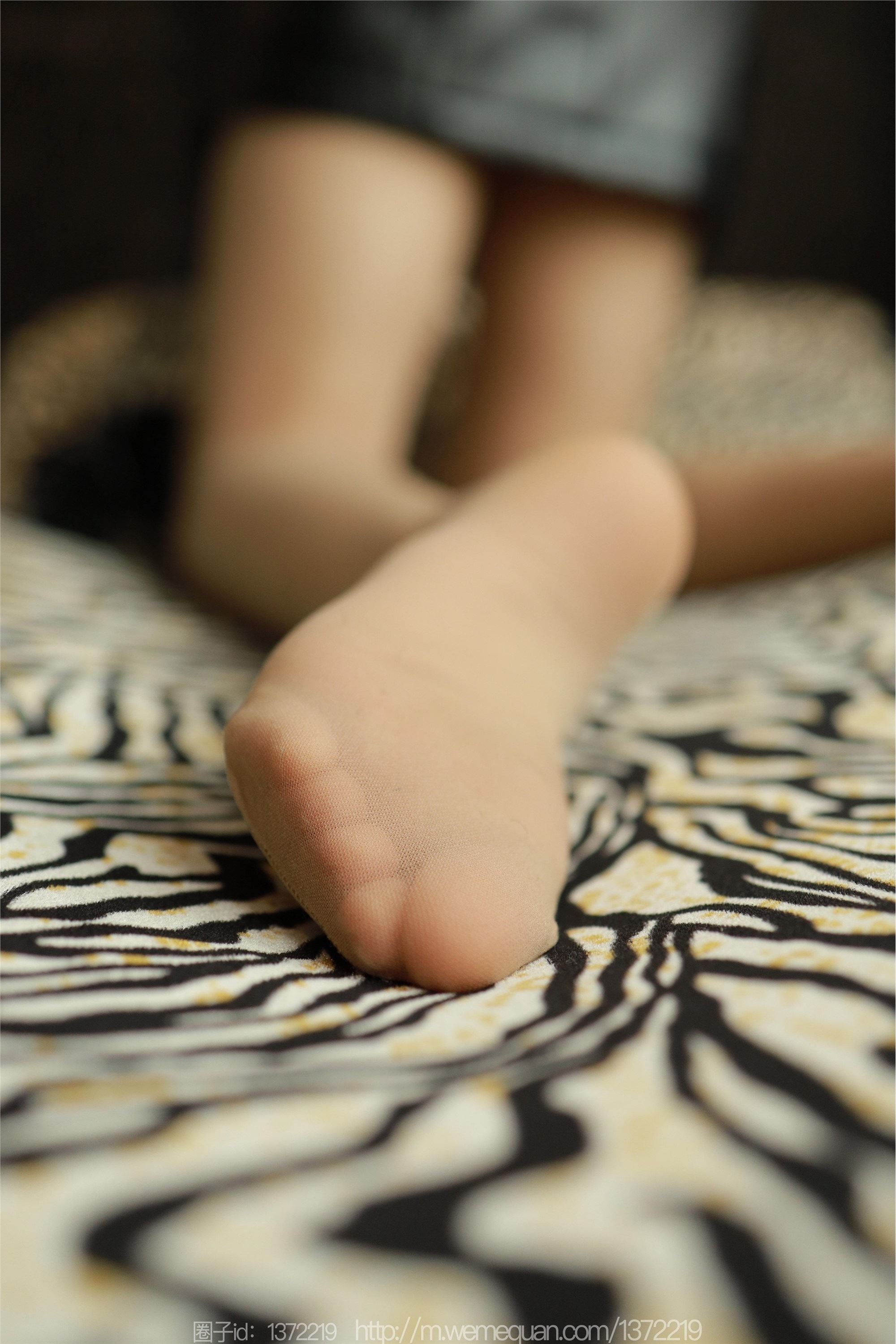 IESS异思趣向  2023.03.09 丝享家 1385 小金《笔直长腿》